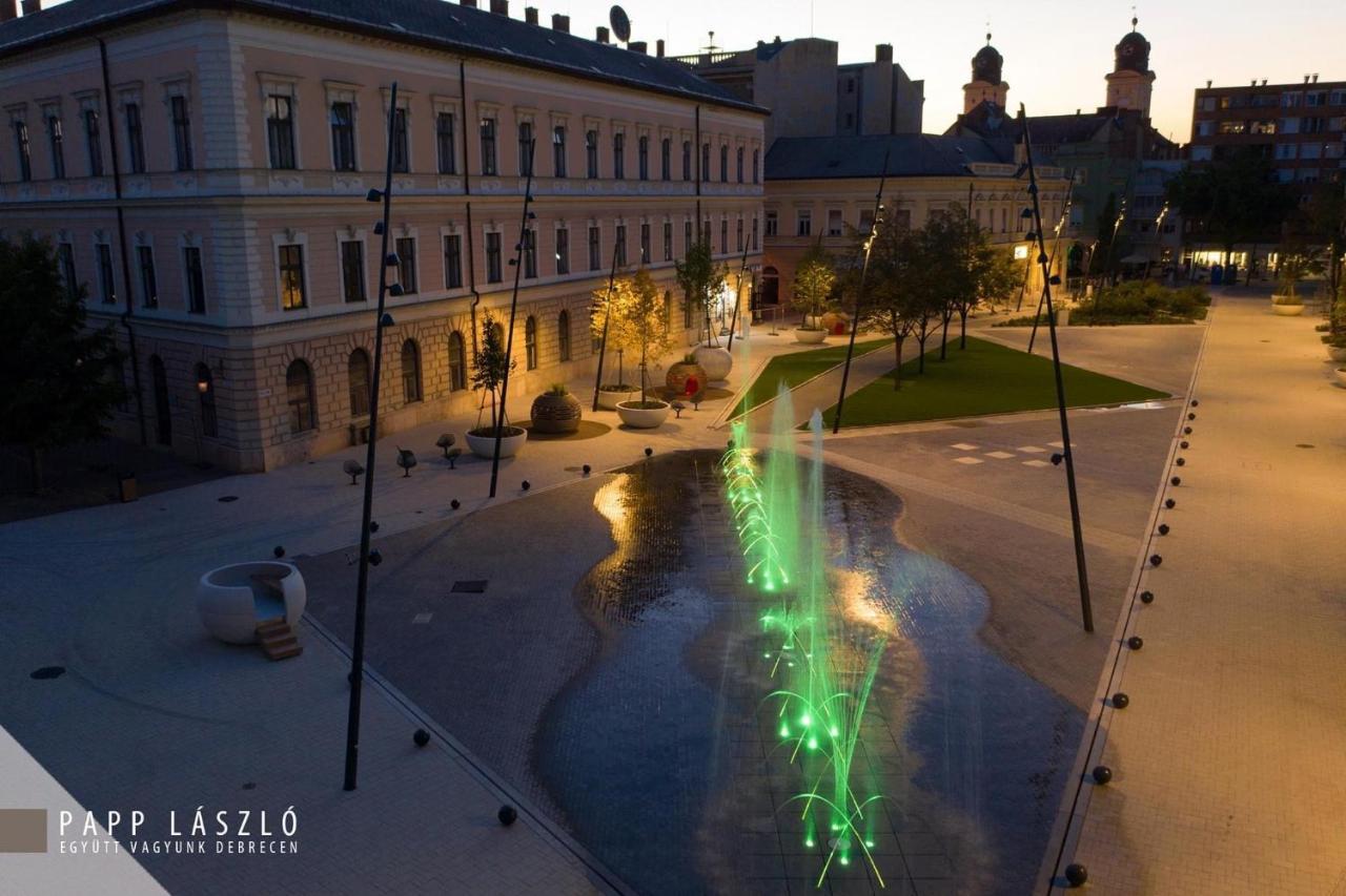 Ruben Apartman City Center Debrecen Exterior foto